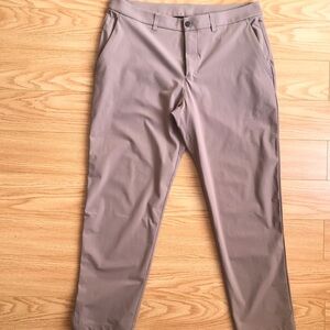Men’s Lululemon classic fit trouser pants NWOT Sz 36